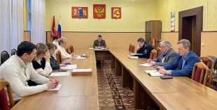 Под председательством заместителя главы администрации городского округа Вичуга А.Д.Юрышева состоялось первое в 2025 году заседание антитеррористической комиссии.