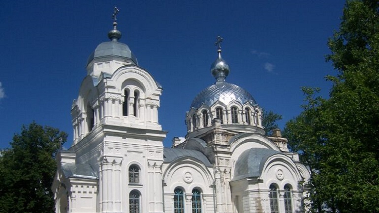Свято-Воскресенский храм.